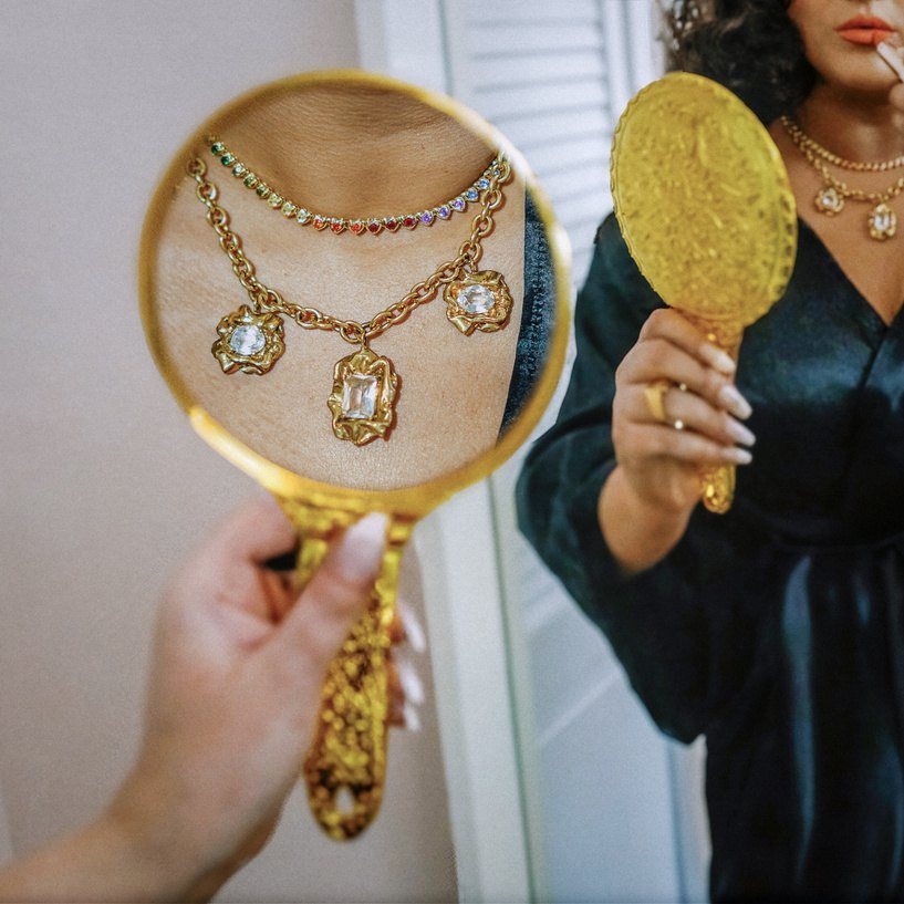 The Frontal Queen post: shop IRL every Saturday